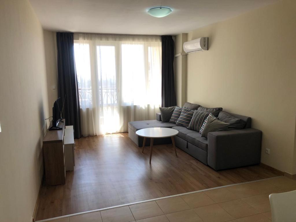 الشقق الفندقية بوموريفي  Flora Beach Private المظهر الخارجي الصورة